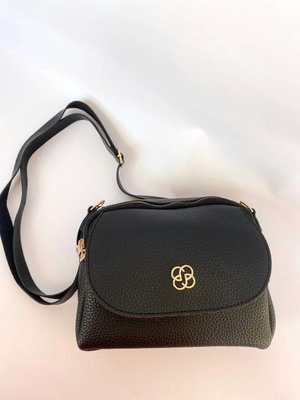 Жіноча сумка через плече чорна  210-1 фото