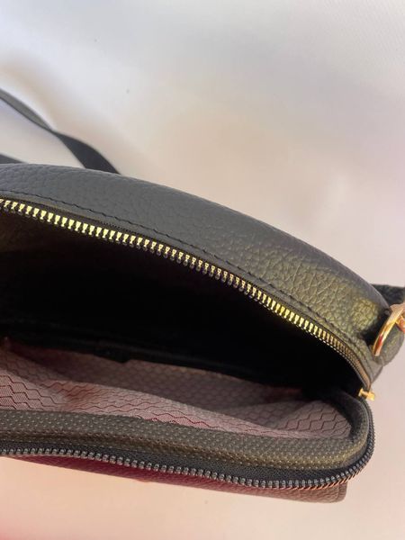 Женская сумка через плече черная 210-1 фото
